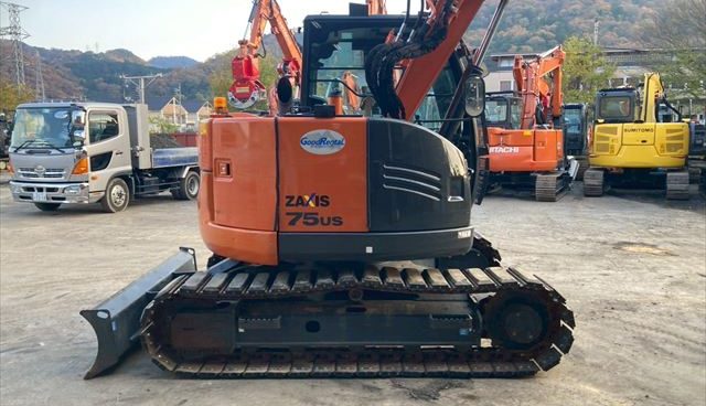 E1-711 ZX75US-5B #78940 | 新車・中古重機・建機・林業機械